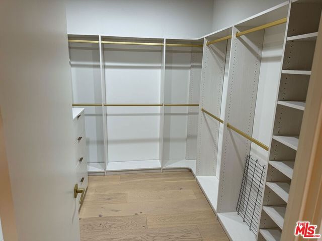 611 Broadway Street, Venice, CA 90291