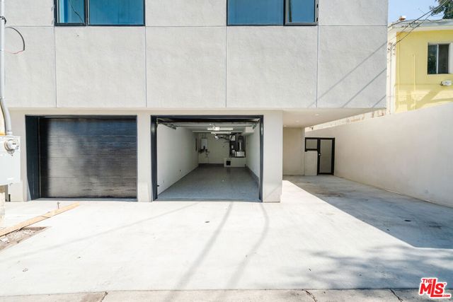 611 Broadway Street, Venice, CA 90291