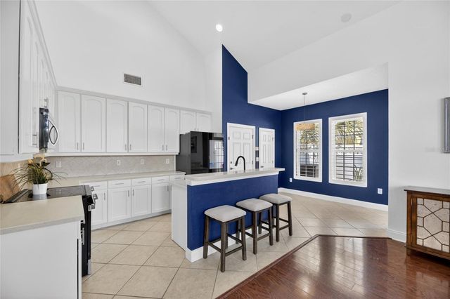 5536 LUMINAR POINTE LANE, Apollo Beach, FL 33572