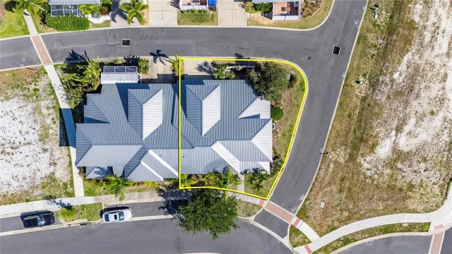 5536 LUMINAR POINTE LANE, Apollo Beach, FL 33572