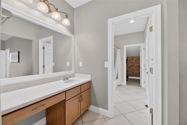 5536 LUMINAR POINTE LANE, Apollo Beach, FL 33572