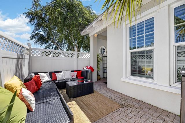 5536 LUMINAR POINTE LANE, Apollo Beach, FL 33572