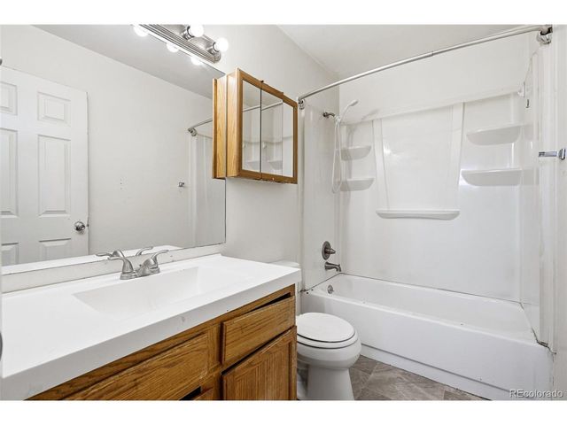 1250 Sable Blvd, Aurora, CO 80011