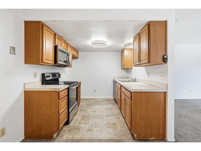 1250 Sable Blvd, Aurora, CO 80011