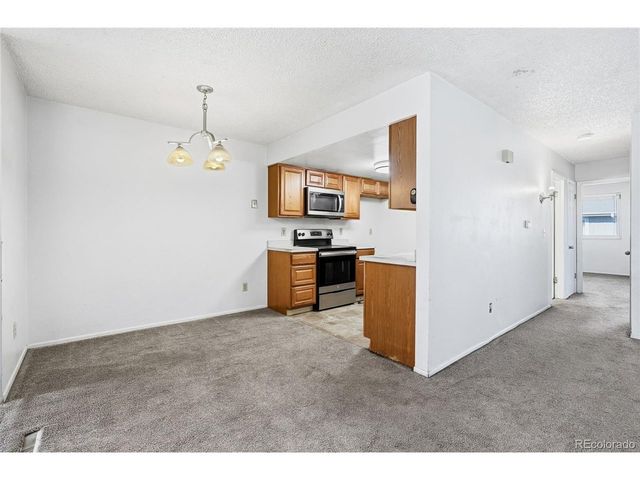 1250 Sable Blvd, Aurora, CO 80011