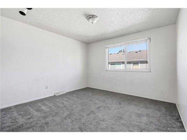 1250 Sable Blvd, Aurora, CO 80011