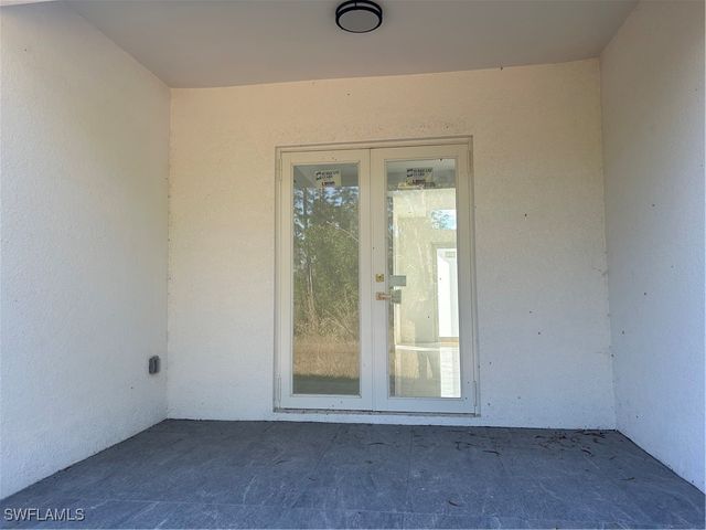 4930 40th ST NE, Naples, FL 34120