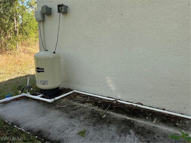 4930 40th ST NE, Naples, FL 34120