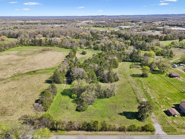 1 Horse Mountain Rd, Shelbyville, TN 37160