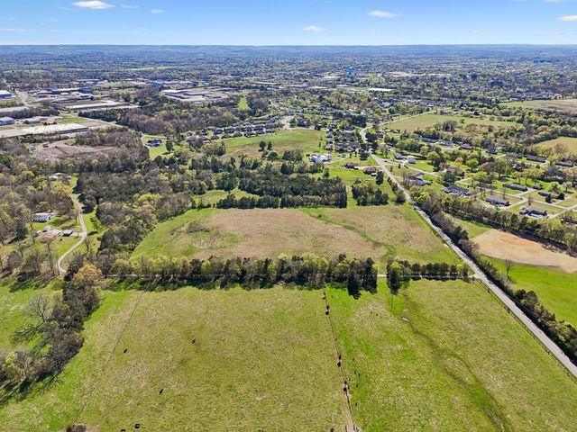 1 Horse Mountain Rd, Shelbyville, TN 37160