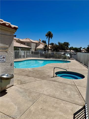 1900 North Torrey Pines Drive 212, Las Vegas, NV 89108