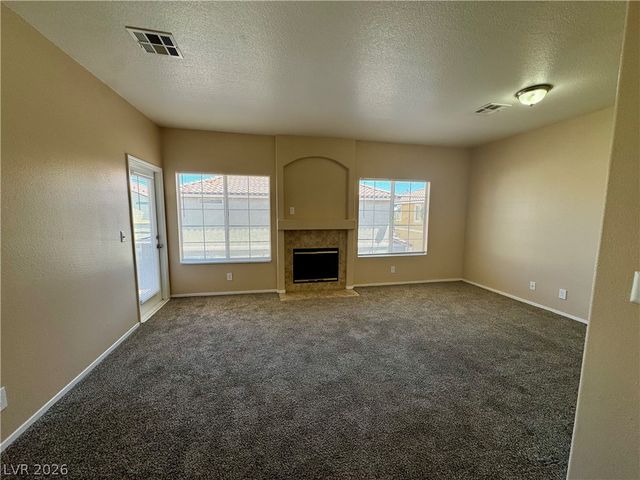 1900 North Torrey Pines Drive 212, Las Vegas, NV 89108