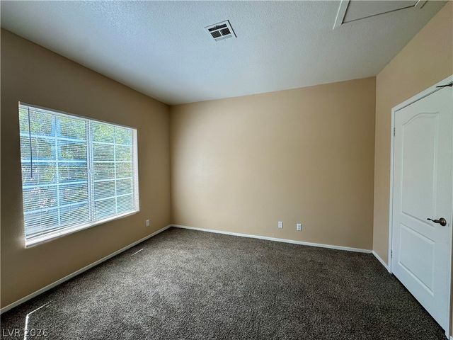 1900 North Torrey Pines Drive 212, Las Vegas, NV 89108