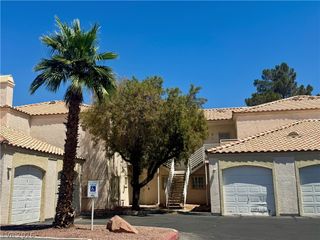 1900 North Torrey Pines Drive 212, Las Vegas, NV 89108