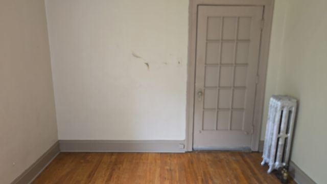7627 S Bennett Avenue, Chicago, IL 60649