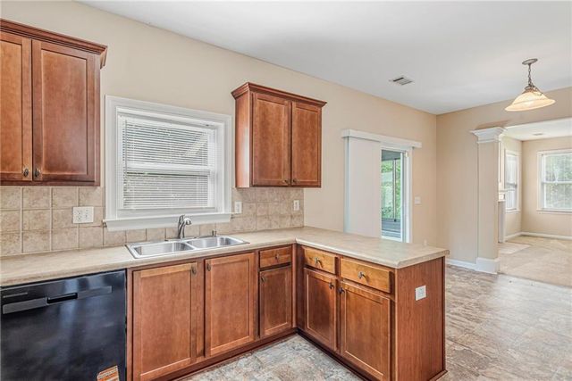 1807 Preserve Creek Way, Loganville, GA 30052
