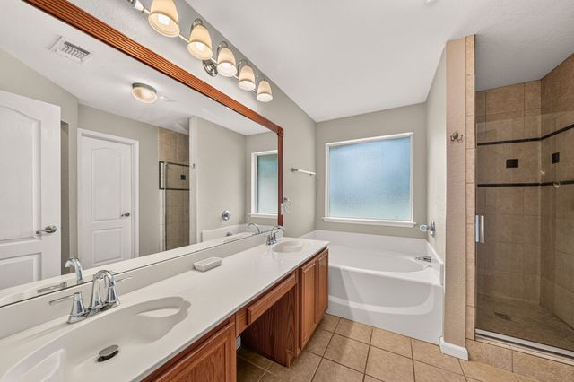412 Sugar Mill Road, Cedar Hill, TX 75104