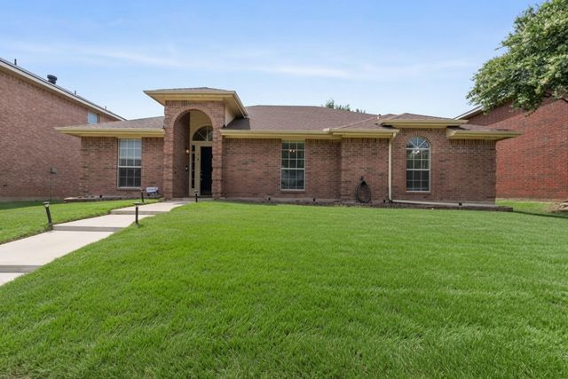 412 Sugar Mill Road, Cedar Hill, TX 75104