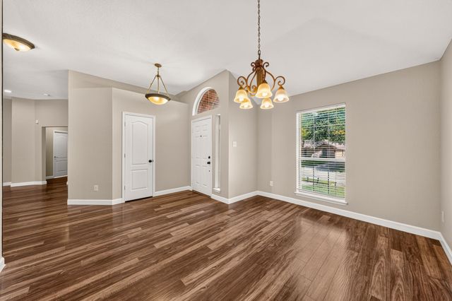 412 Sugar Mill Road, Cedar Hill, TX 75104