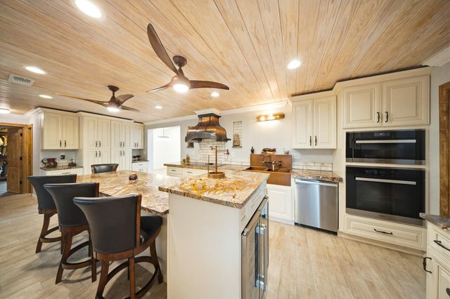 16941 Driftwood Lane, Sugarloaf Key, FL 33042