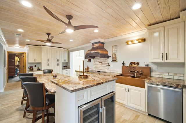 16941 Driftwood Lane, Sugarloaf Key, FL 33042