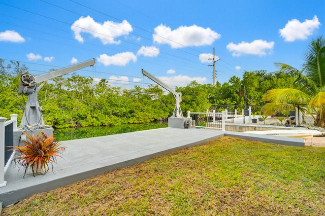 16941 Driftwood Lane, Sugarloaf Key, FL 33042