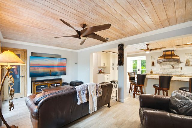 16941 Driftwood Lane, Sugarloaf Key, FL 33042