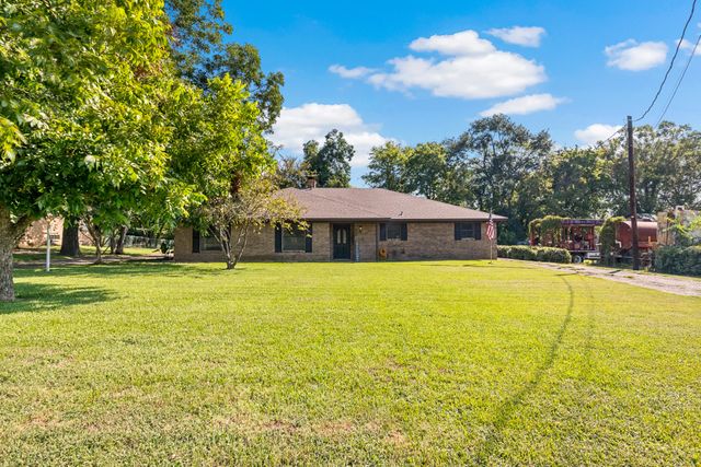 231 Quitman Street, Pittsburg, TX 75686