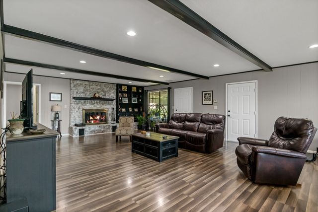 231 Quitman Street, Pittsburg, TX 75686