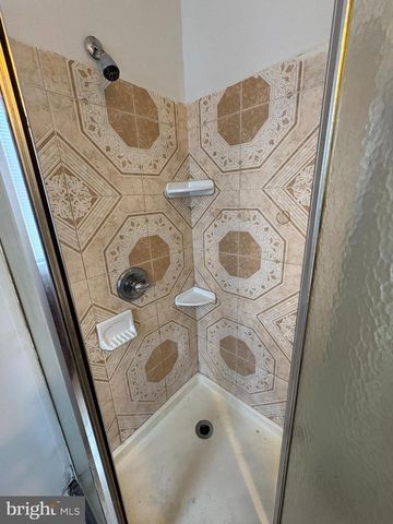 198 W THELMA ST, Philadelphia, PA 19140