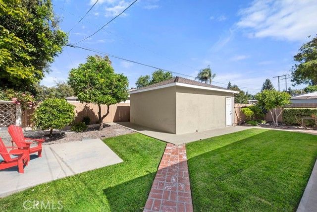300 N Wayne, Fullerton, CA 92833