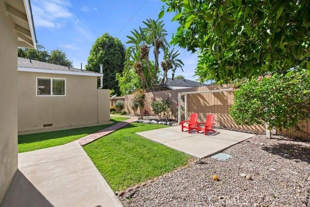 300 N Wayne, Fullerton, CA 92833