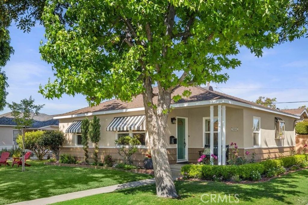 300 N Wayne, Fullerton, CA 92833