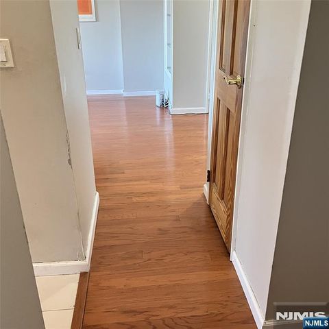 307 Prospect Avenue 7G, Hackensack, NJ 07601