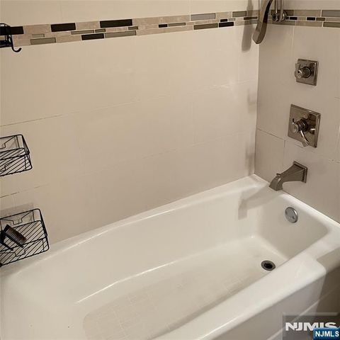 307 Prospect Avenue 7G, Hackensack, NJ 07601
