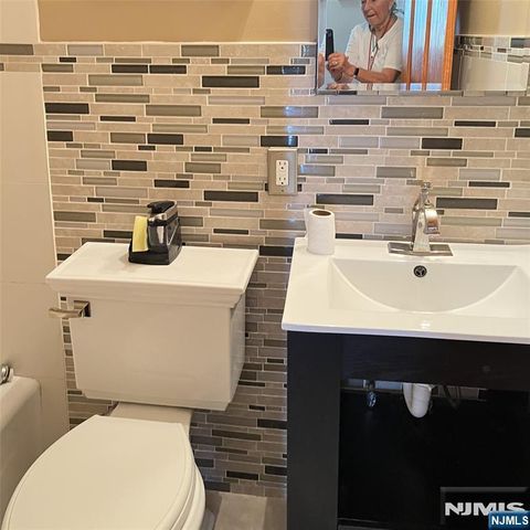 307 Prospect Avenue 7G, Hackensack, NJ 07601