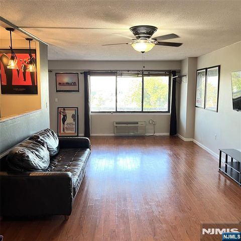 307 Prospect Avenue 7G, Hackensack, NJ 07601