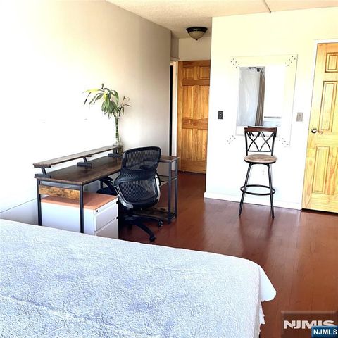 307 Prospect Avenue 7G, Hackensack, NJ 07601