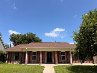 6841 Flamingo Drive, Houston, TX 77087
