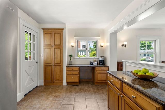 67 Millett Rd, Swampscott, MA 01907
