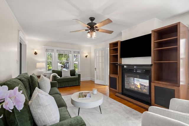 67 Millett Rd, Swampscott, MA 01907