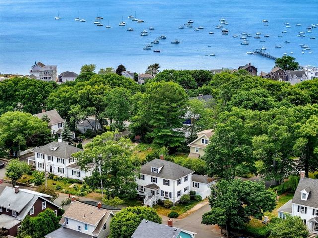 67 Millett Rd, Swampscott, MA 01907