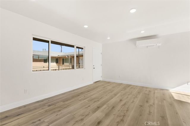 19237 Bryant Street 16, Northridge, CA 91324