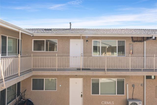 19237 Bryant Street 16, Northridge, CA 91324