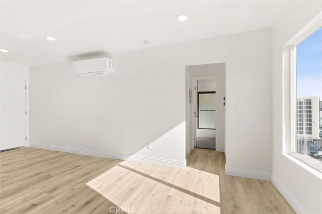 19237 Bryant Street 16, Northridge, CA 91324