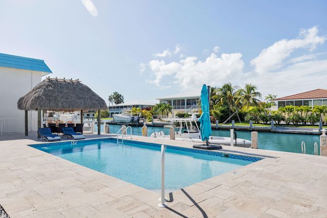 389 Anglers Dr N Apt 101, Marathon, FL 33050