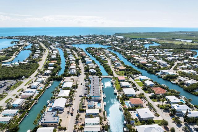 389 Anglers Dr N Apt 101, Marathon, FL 33050