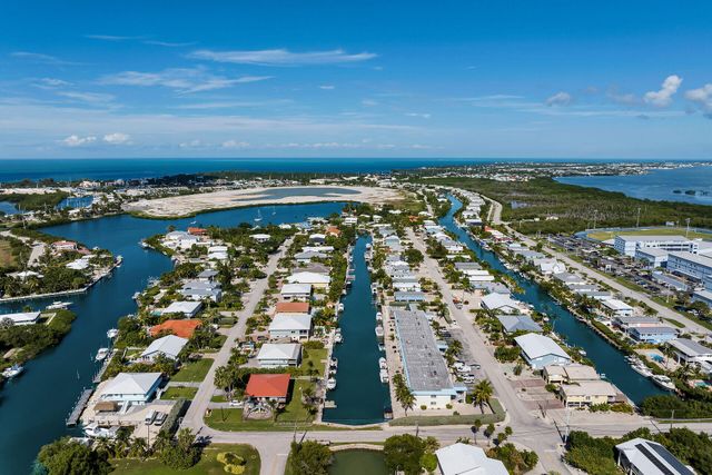 389 Anglers Dr N Apt 101, Marathon, FL 33050