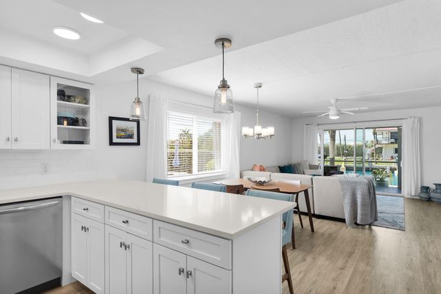 389 Anglers Dr N Apt 101, Marathon, FL 33050