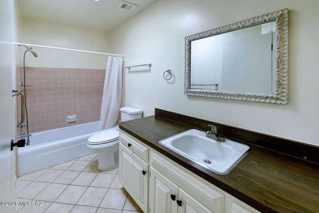 4819 N Via Entrada, Tucson, AZ 85718
